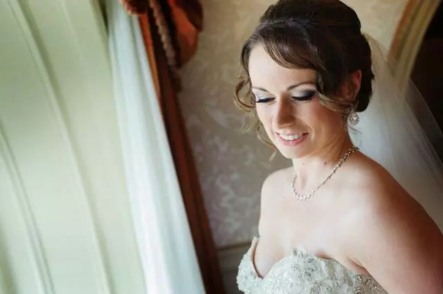 Autumn Sharp Makeup Artist