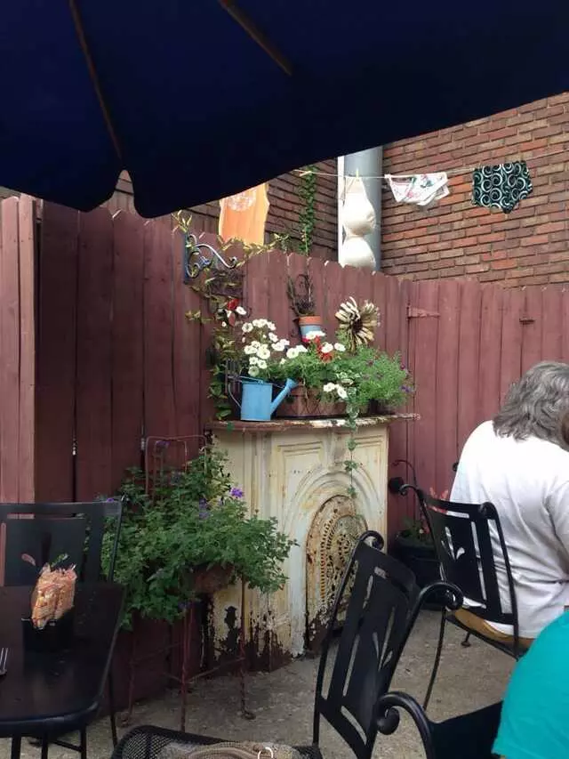 Amici Cafe