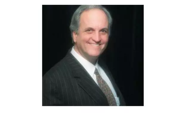 Richard J Head