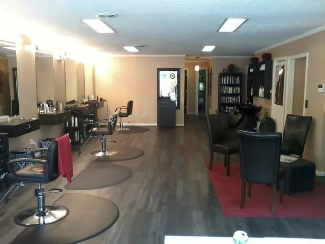 Absolutely Salon