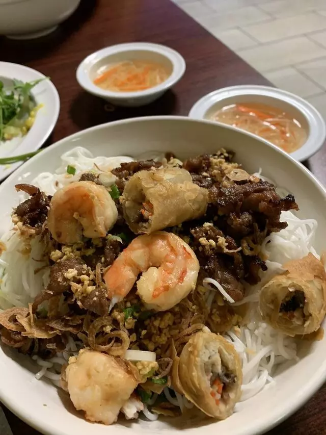 A Chau Restaurant