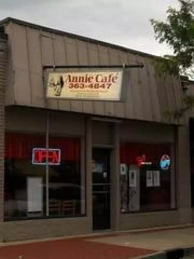 Annie’s Cafe