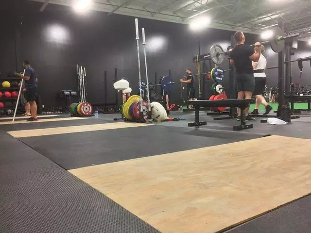 Strong Side CrossFit