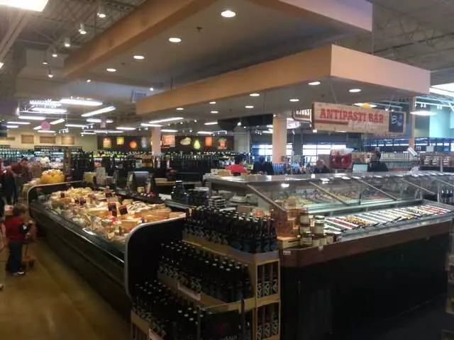 Lucky&apos;s Market