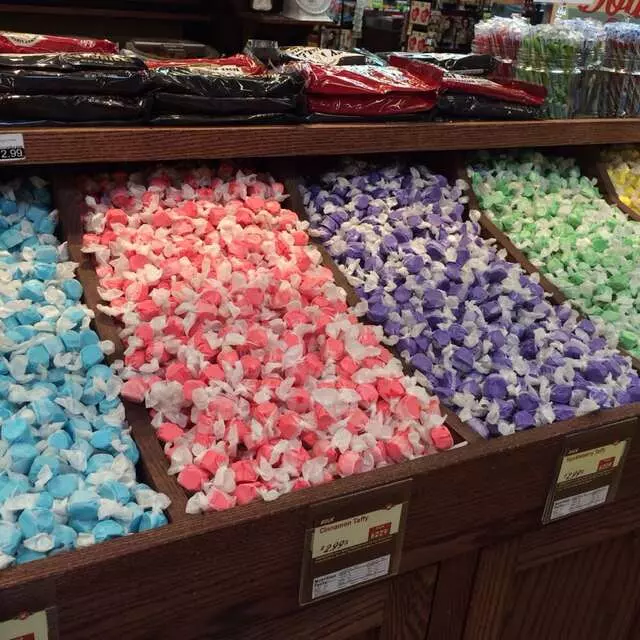 Lucky&apos;s Market