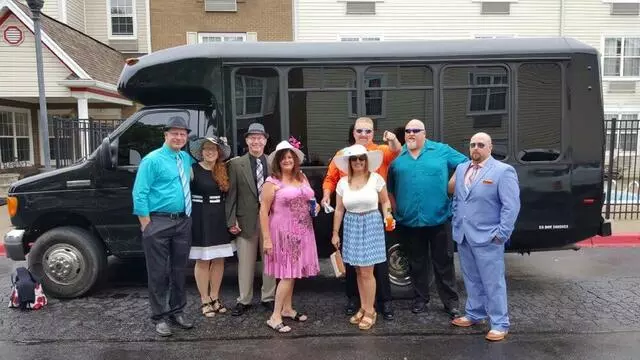 2 Vets And A Limo