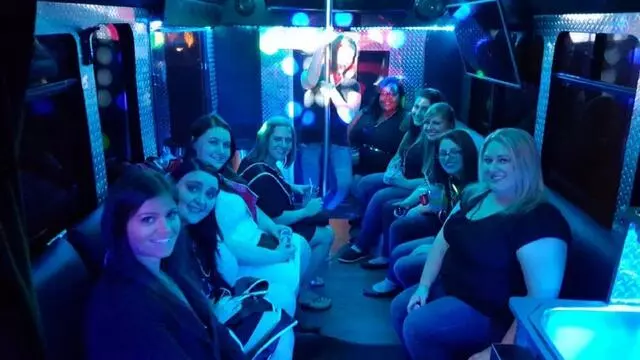 2 Vets And A Limo