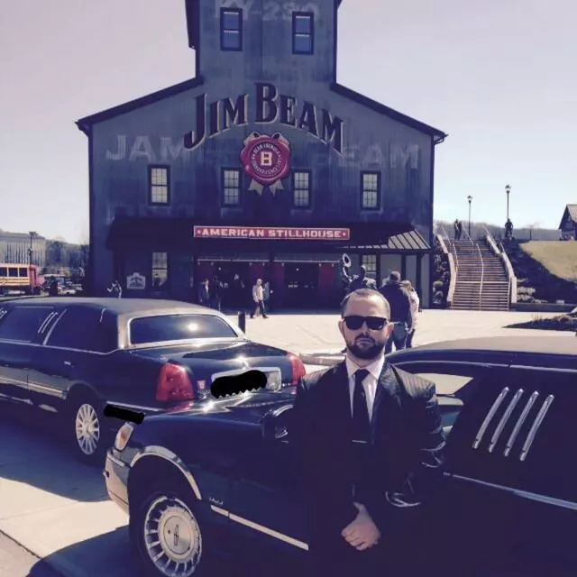 2 Vets And A Limo