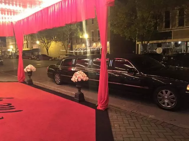 2 Vets And A Limo
