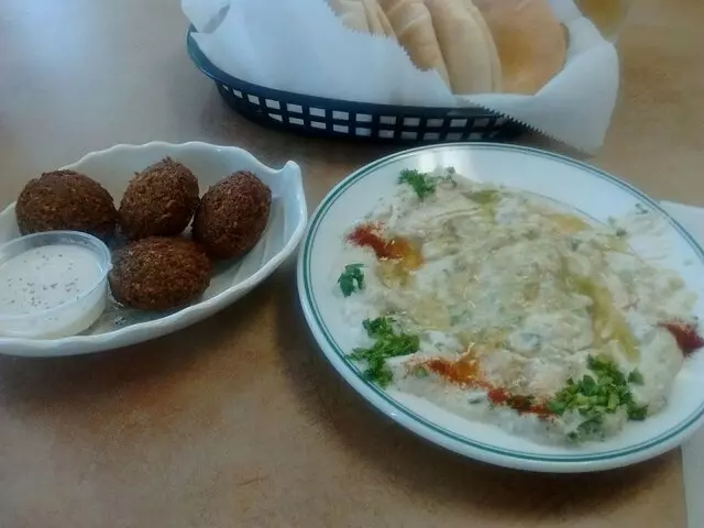 Alwatan Restaurant