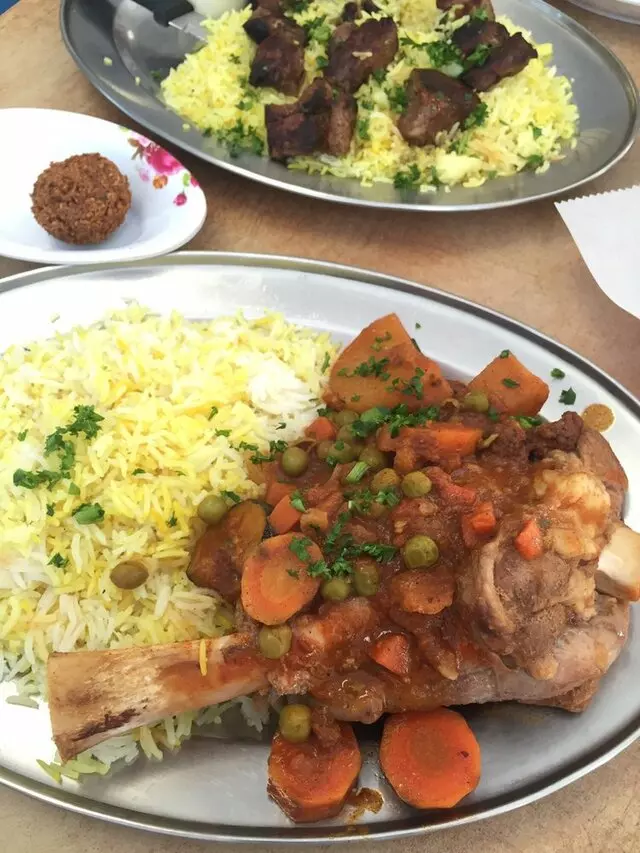 Alwatan Restaurant