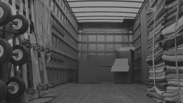 2 Dudes Moving
