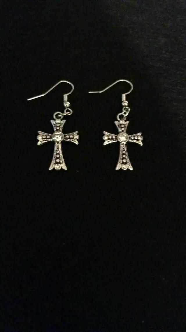 Amber’s Handmade Crafts And Jewelry