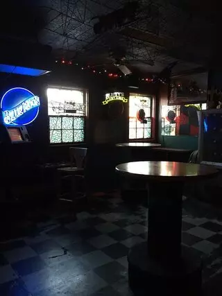 Air Devil’s Inn