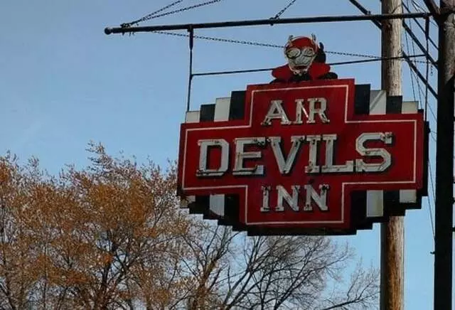 Air Devil’s Inn
