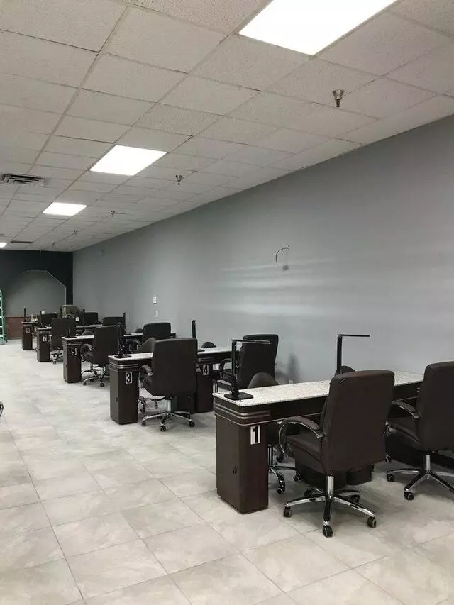 Allure Nails and Spa