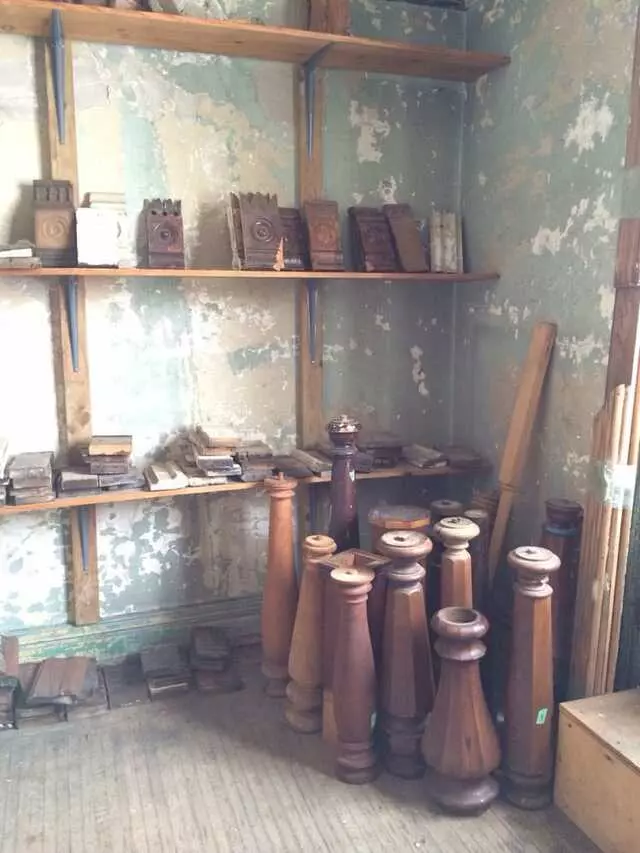 Architectural Salvage, WD