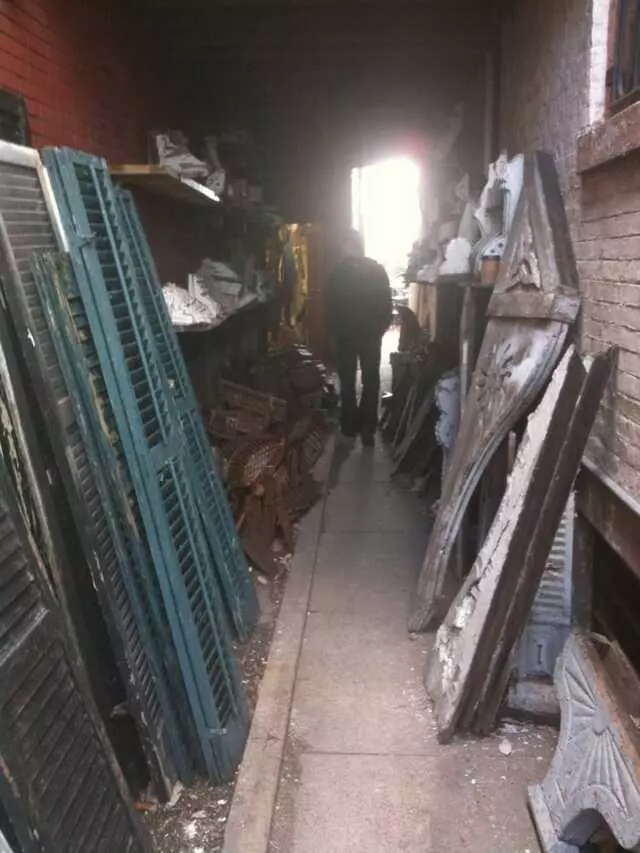 Architectural Salvage, WD