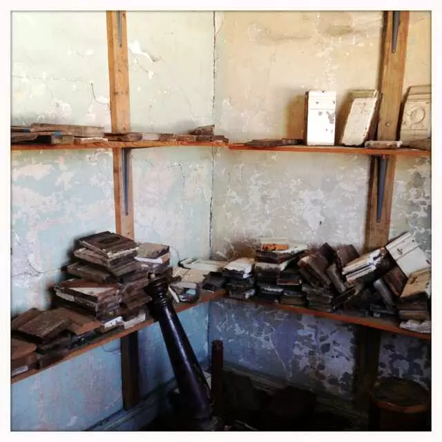 Architectural Salvage, WD