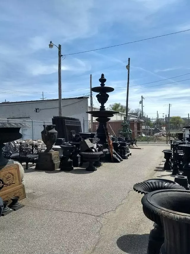 Architectural Salvage, WD
