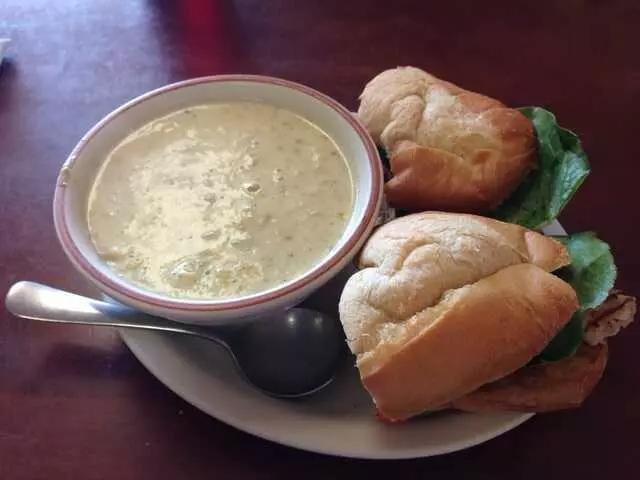 Alley Cat Cafe & Catering