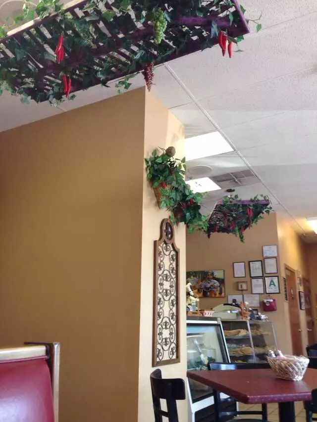 Alley Cat Cafe & Catering