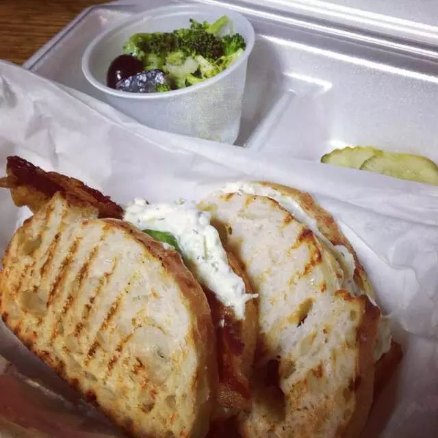 Alley Cat Cafe & Catering