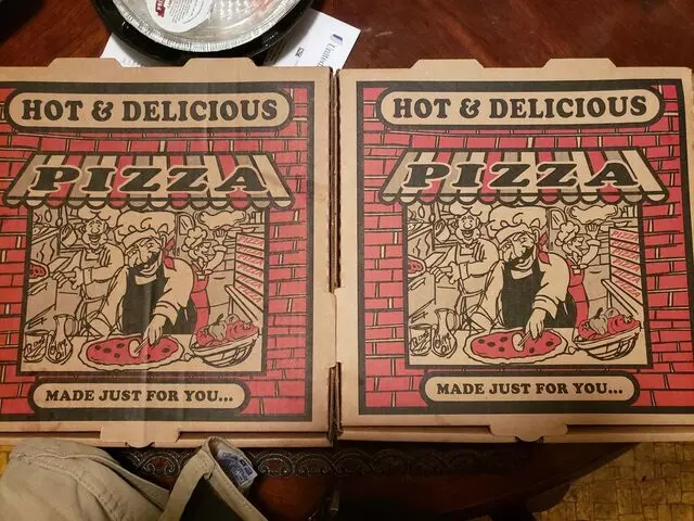 Annie’s Pizza