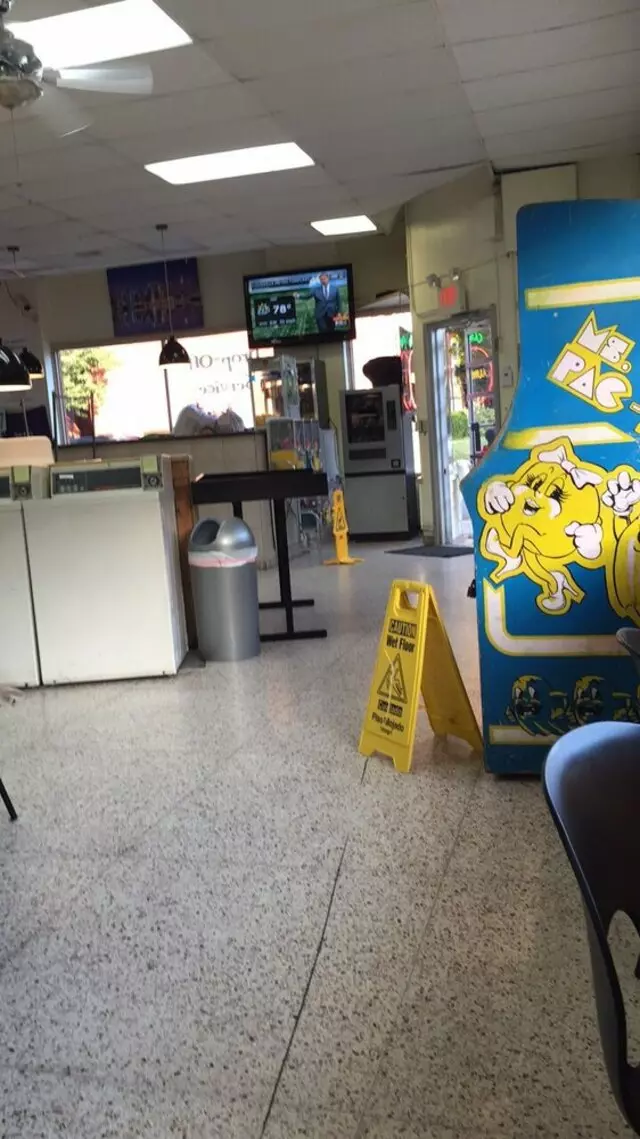 Aunt Bee’s Launderette