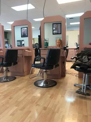 P J's College Of Cosmetology