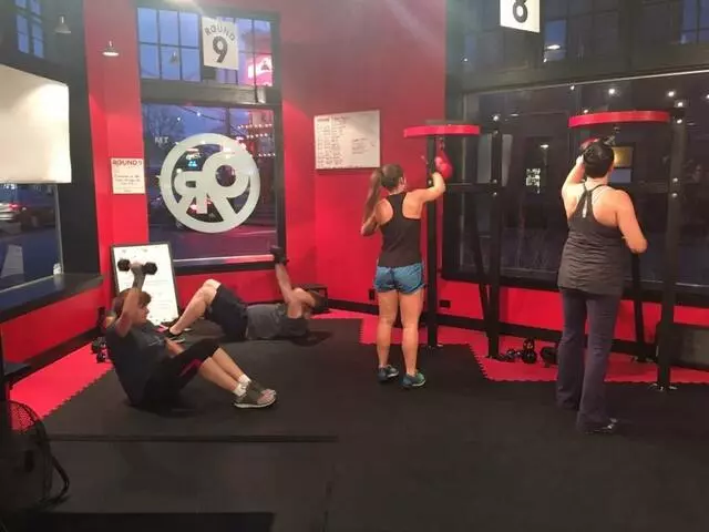 9Round Kickbox Fitness Highlands