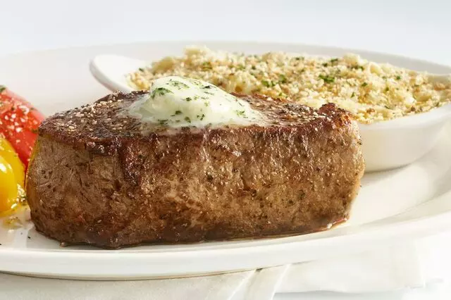 Redlands Grill by J. Alexander&apos;s