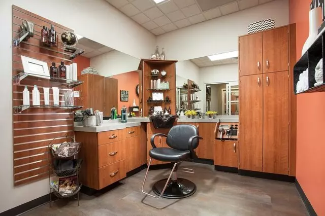 Sola Salon Studios Hunnington Place