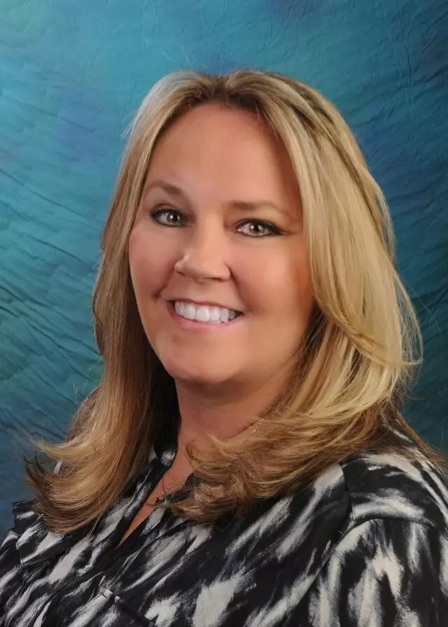 Julie Brooner - Envoy Mortgage