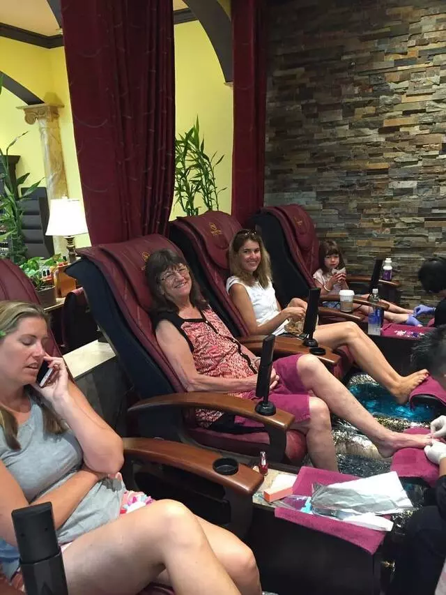 Anthony Vince Nail Spa