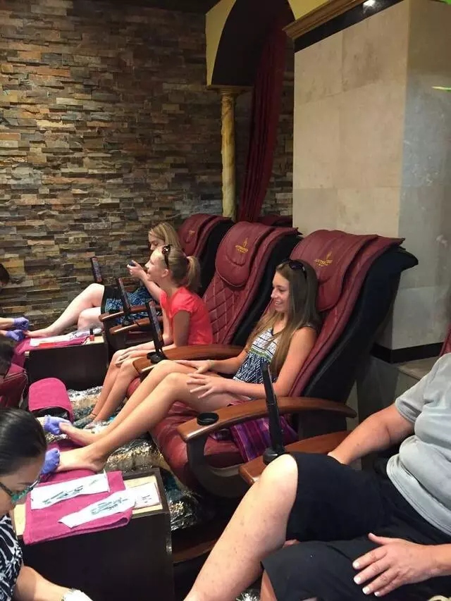 Anthony Vince Nail Spa