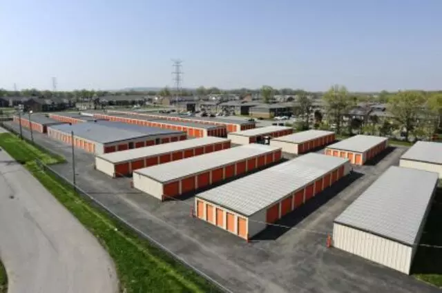 A Pro Bowl Self Storage
