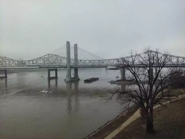 Abraham Lincoln Bridge