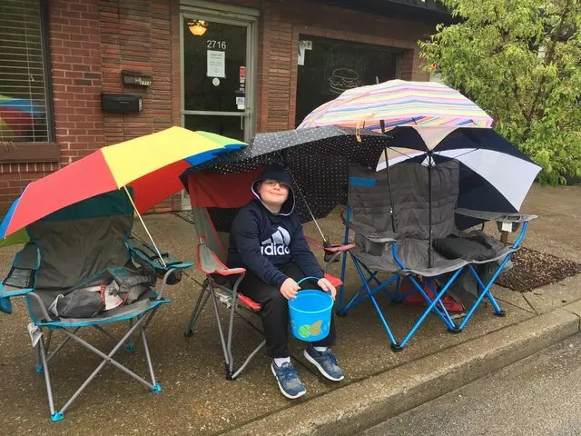 Frankfort Avenue Easter Parade