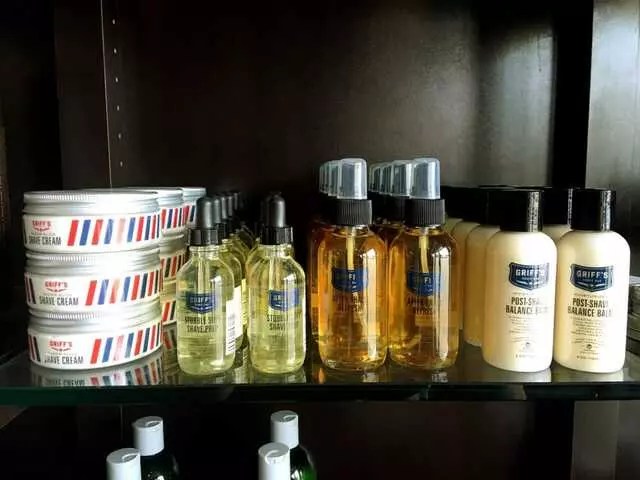 18/8 Fine Men’s Salon - Louisville