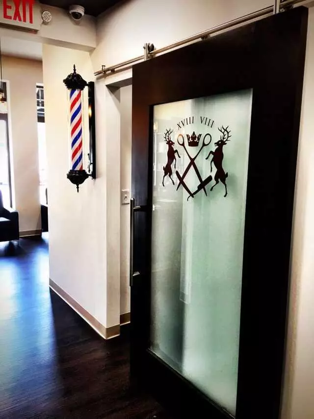 18/8 Fine Men’s Salon - Louisville