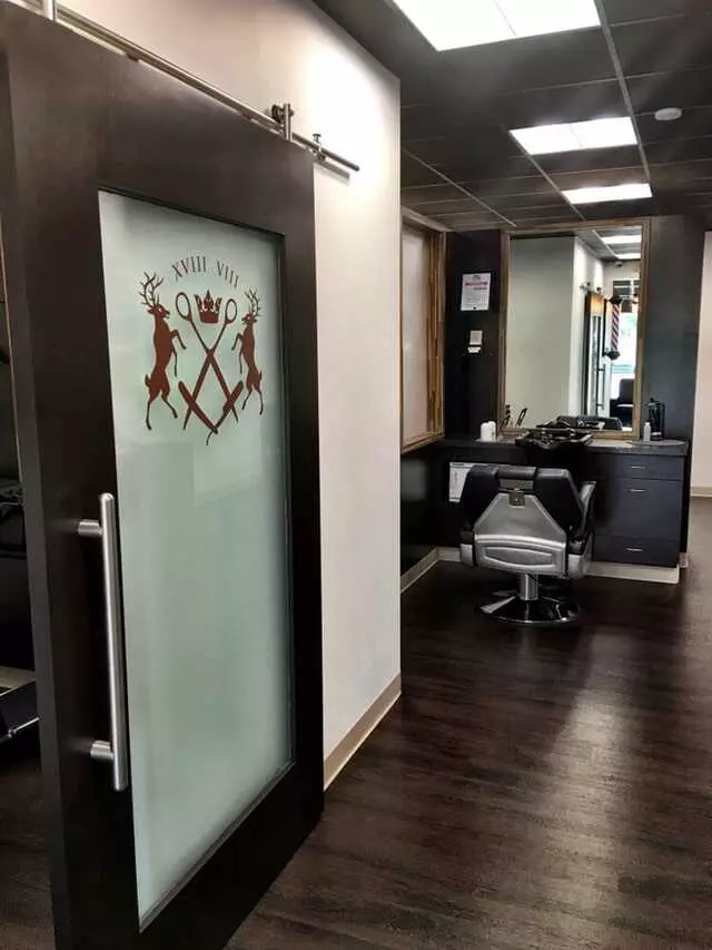 18/8 Fine Men’s Salon - Louisville