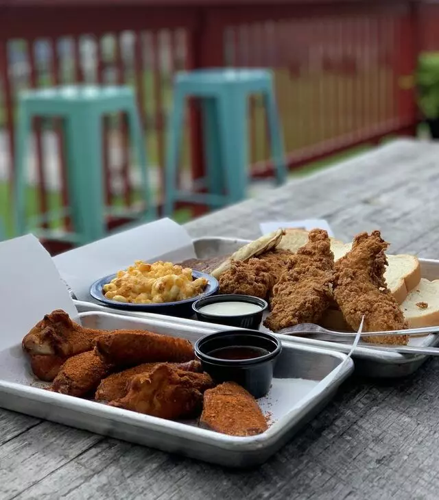 Martin&apos;s Bar-B-Que Joint