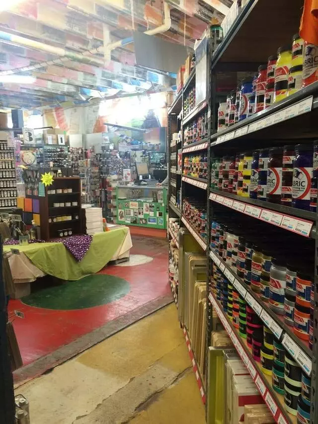 Artist & Craftsman Supply