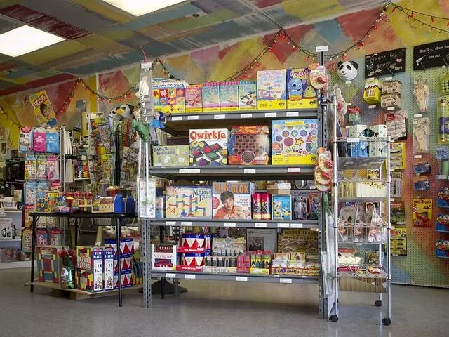 Artist & Craftsman Supply