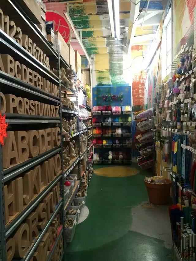 Artist & Craftsman Supply