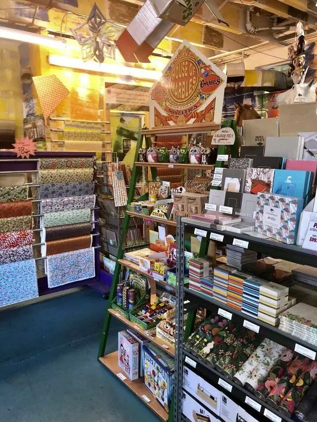 Artist & Craftsman Supply