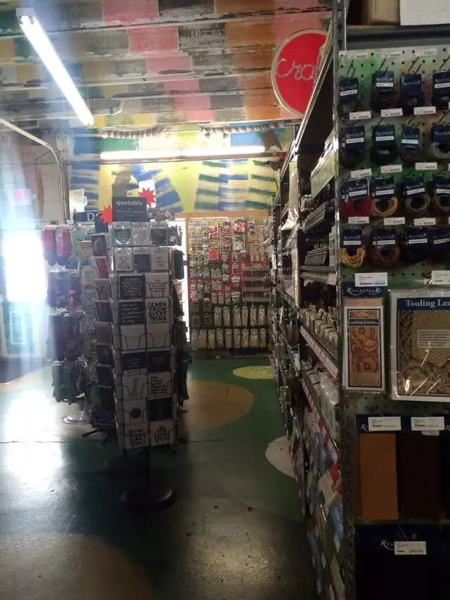 Artist & Craftsman Supply