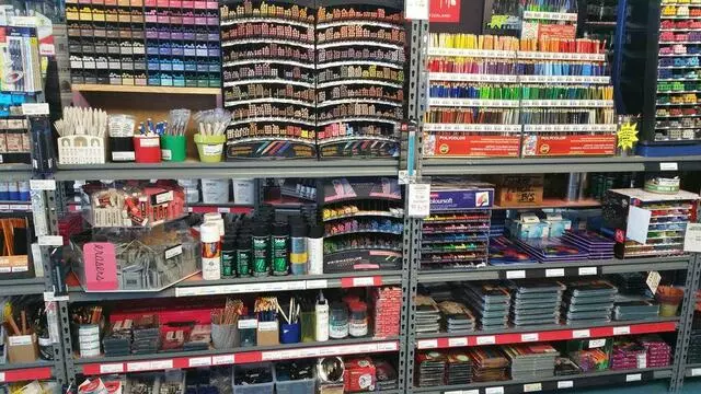 Artist & Craftsman Supply