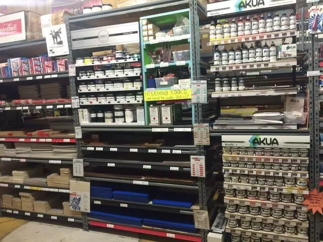 Artist & Craftsman Supply